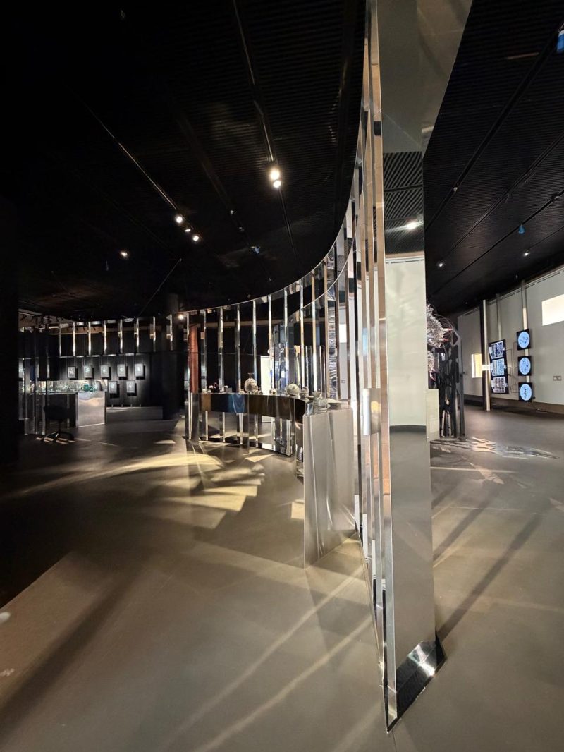 oftheearth@studioentropia